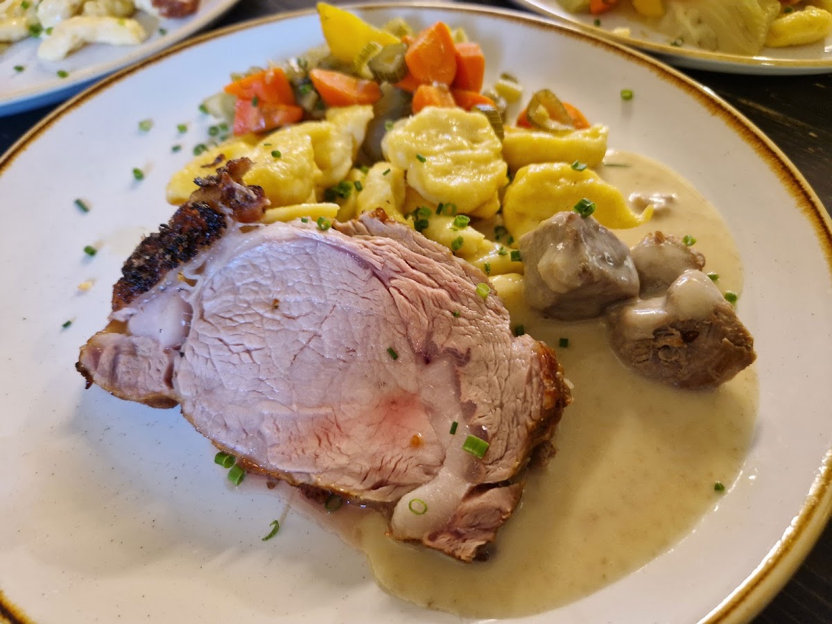 Stall 247 - Weinkost & Feinkost Im Einstigen Kuhstall-3